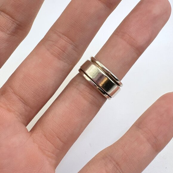 VTG Solid Sterling Silver 925 Minimalist Spinner Band Ring Size 5.25 - Picture 4 of 7